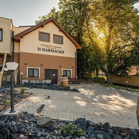 Penzion U Harmáčků Hustopeče Exterior foto